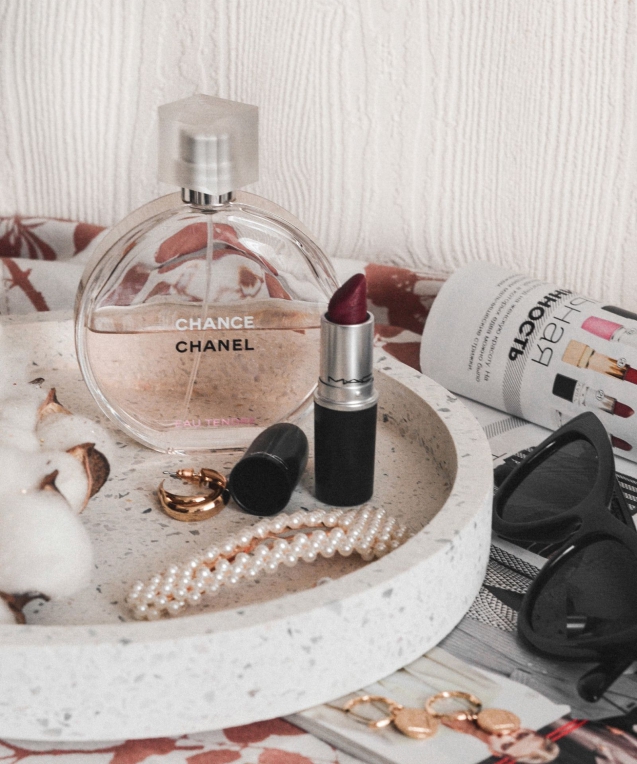 anastasia-solohub-648dFXtcxNI-unsplash-min